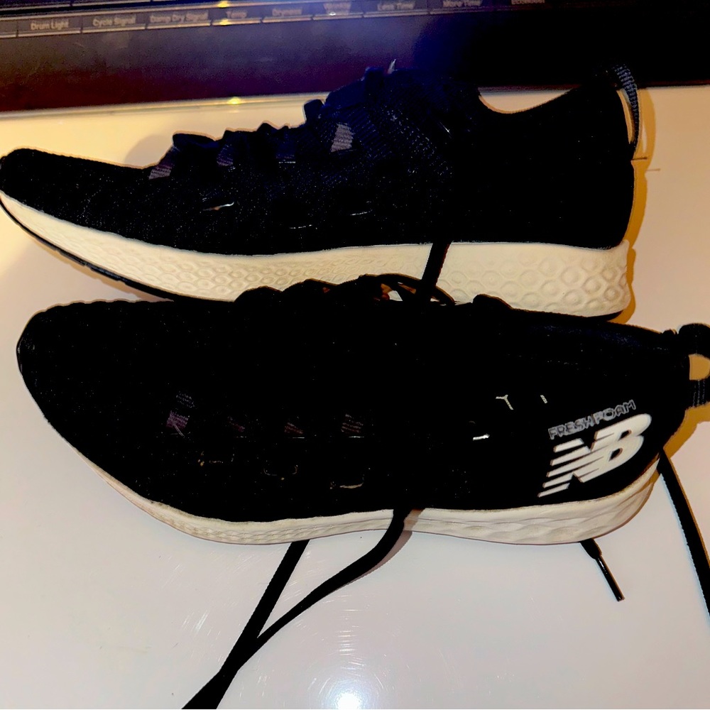 New Balance sneakers, size 10
